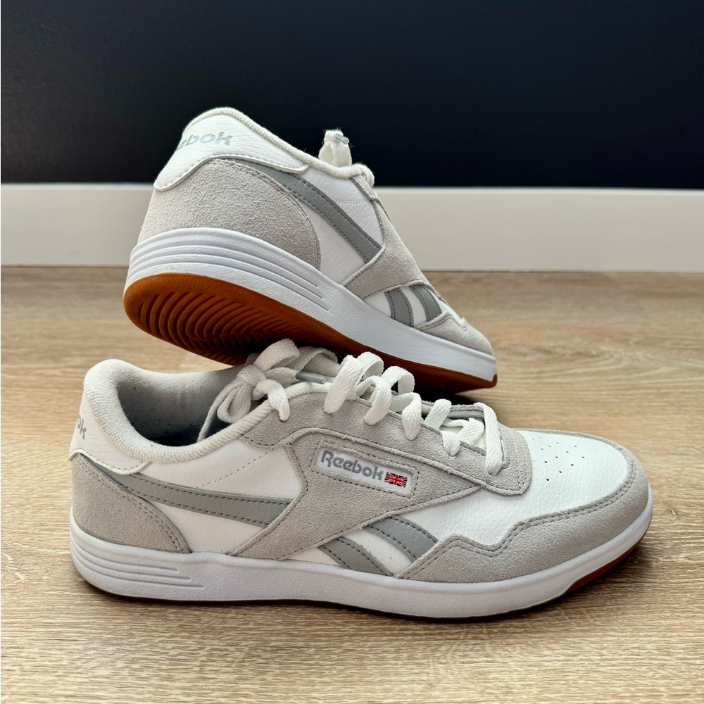 Women’s Reebok Classic Club MEMT Sneakers Size 10
